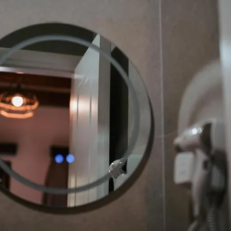 Gimis House Bed & Breakfast