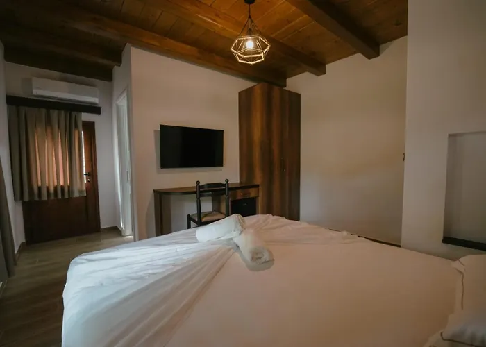 Gimis House Bed and breakfast Berat