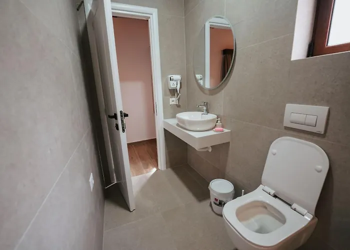 Gimis House Bed and breakfast 3*