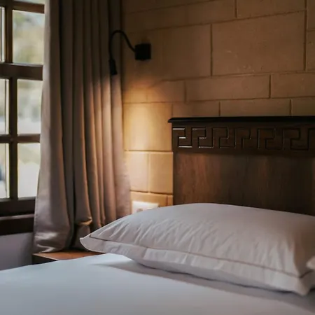 Gimis House بيرات