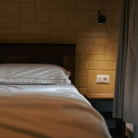 Gimis House بيرات