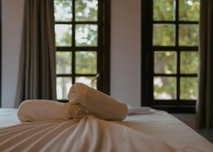 Couette-café Gimis House 3*