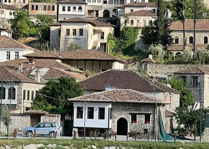 Gimis House Couette-café 3*