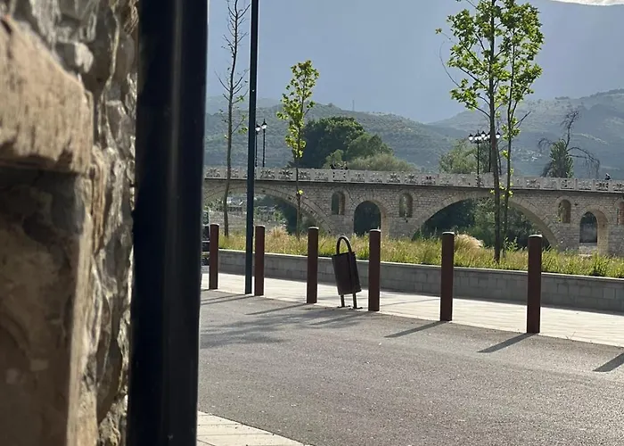 Gimis House 3* Berat