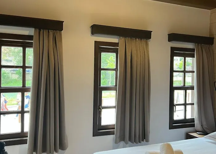 Gimis House 3* Berat